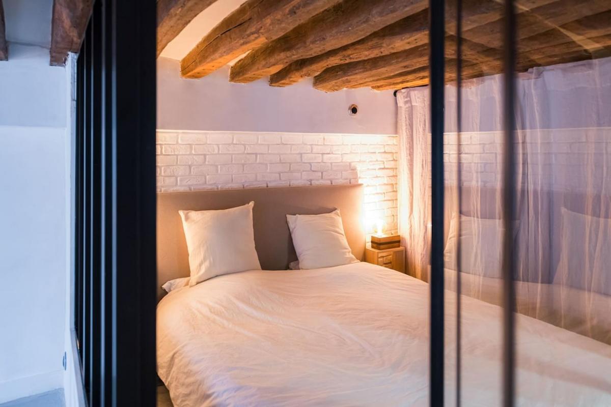 Apartment Artist's Mini Loft - Marais Paris