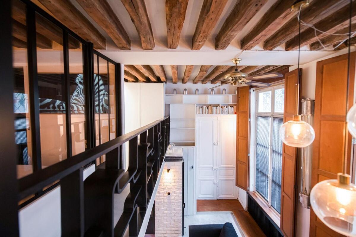 Artist's Mini Loft - Marais Apartment *
